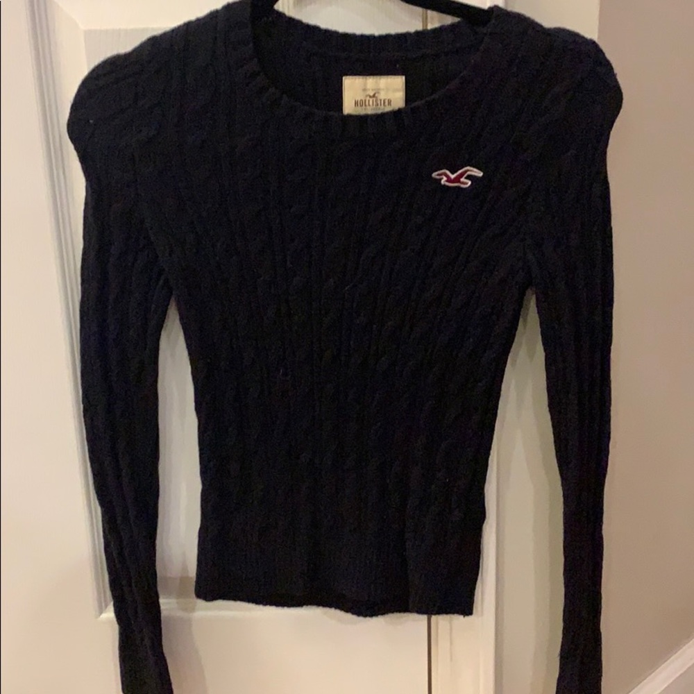 Hollister sweater